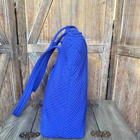 Vera Bradley Midnight Blue Large Textured Quilted Shoulder Handbag Travel Tote - Picture 6 of 16